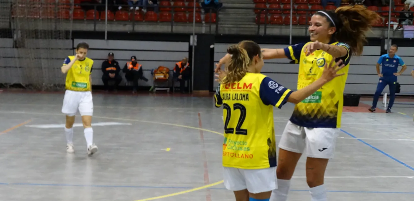 Los goles de Latorre y Laloma llevan al Salesianos Puertollano a la victoria