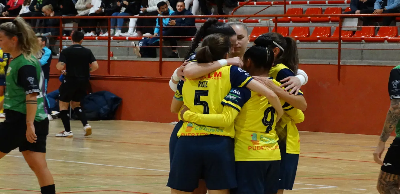 Victoria ante Playas de Málaga en el reestreno del Santiago Cañizares
