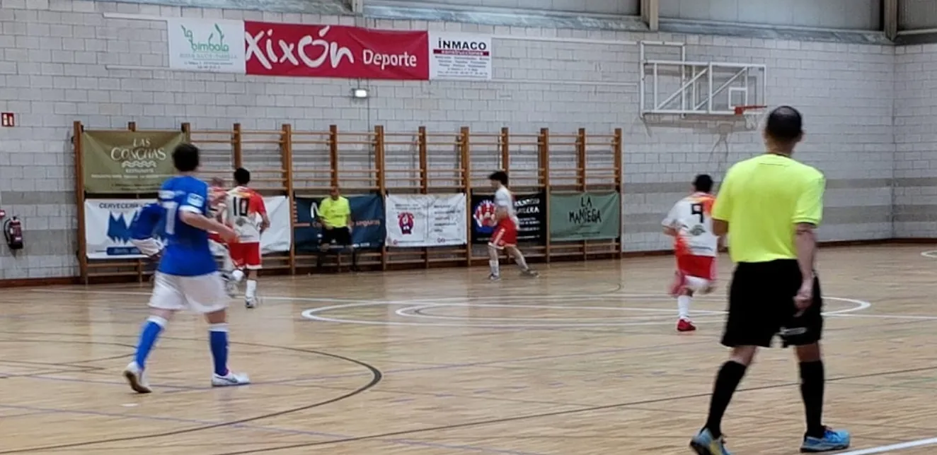 El Avilés Sport FS suma su primera victoria a costa de un buen Gijón Playas (3-6)