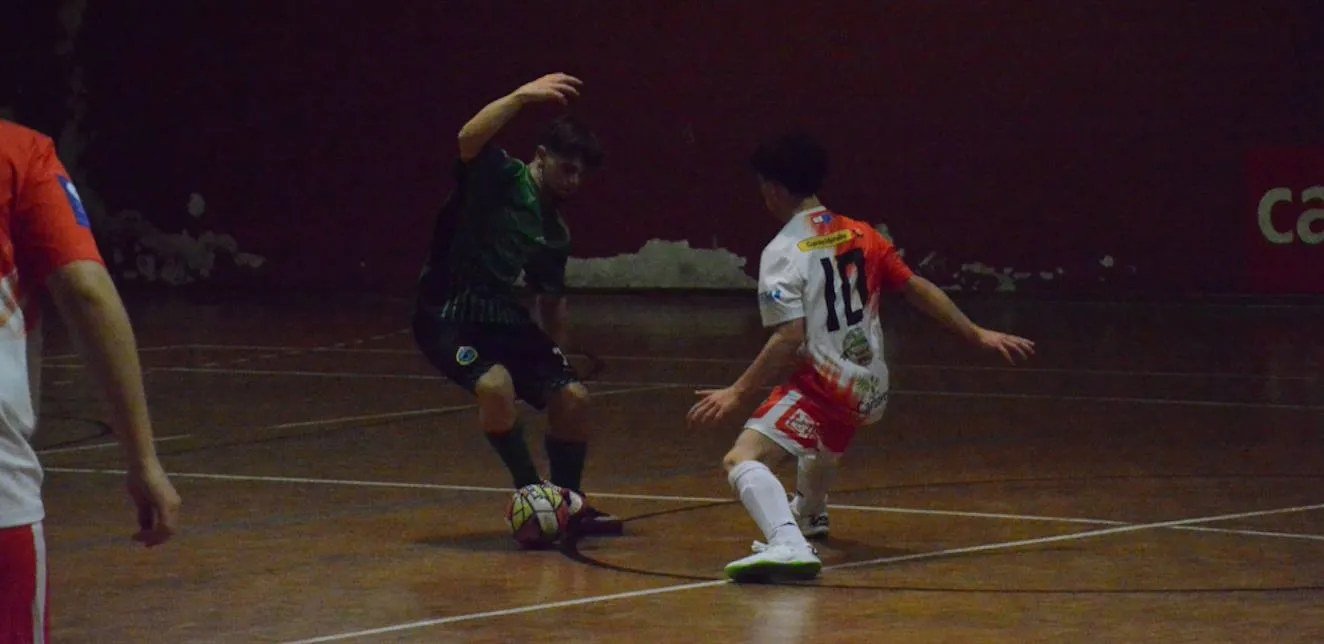 E.F. El Parque se impone al C.D. Gijón Playas F.S. B en el debut de la Liga Regional Juvenil (4-2)
