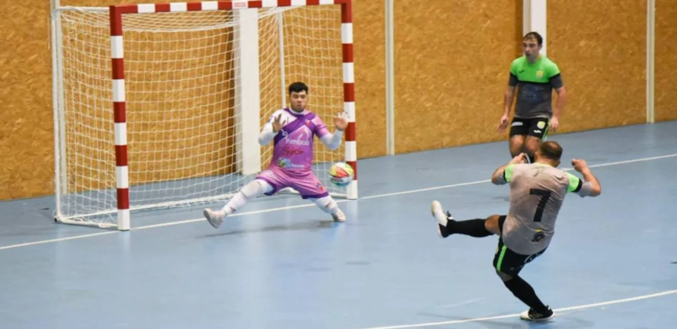 Victoria sufrida de Gijón Playas La Bimbala  en un vibrante partido contra Astur E-Bikes Valdredo,