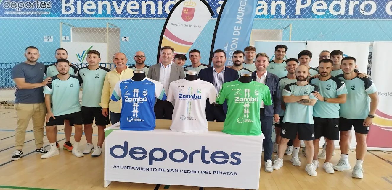 La marca ´Costa Cálida Región de Murcia´ lucirá en las camisetas de todos los equipos de Zambú CFS Pinatar