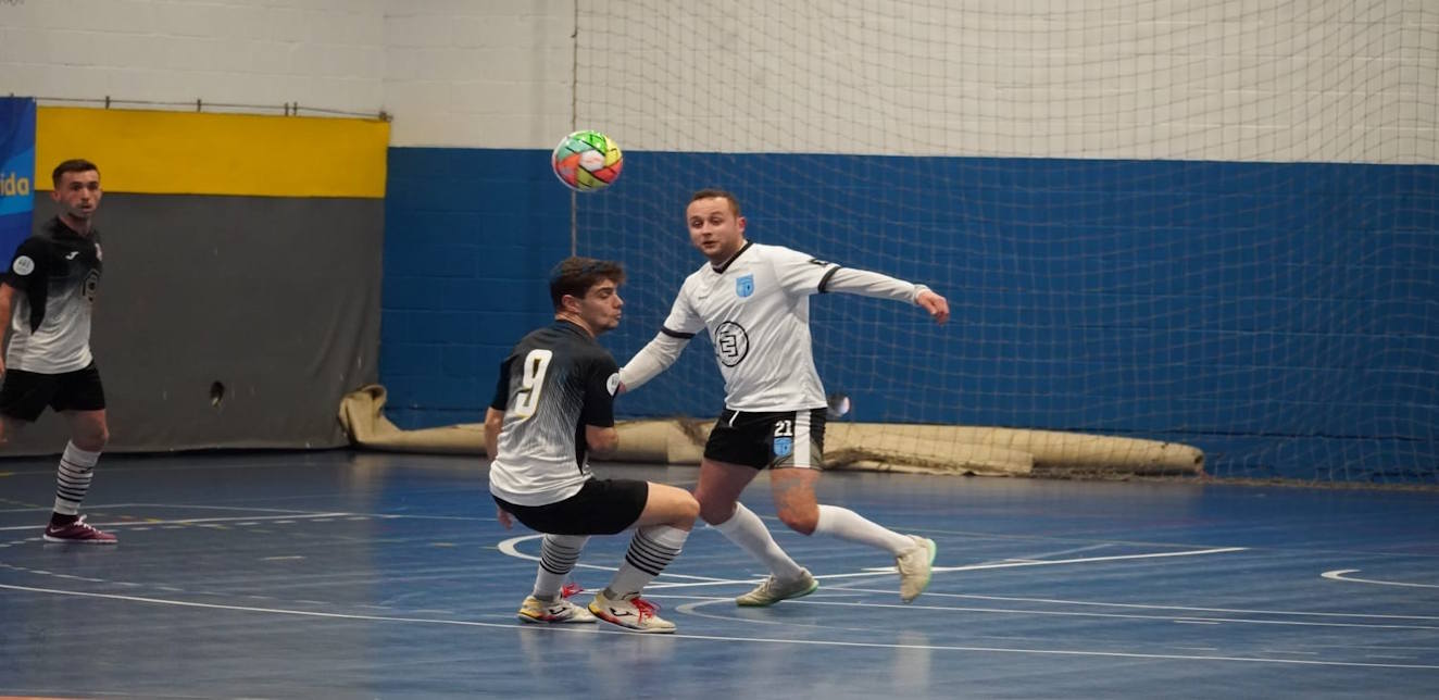 El Deportivo Laviana se clasifica para la final tras vencer al Atletico Moscón