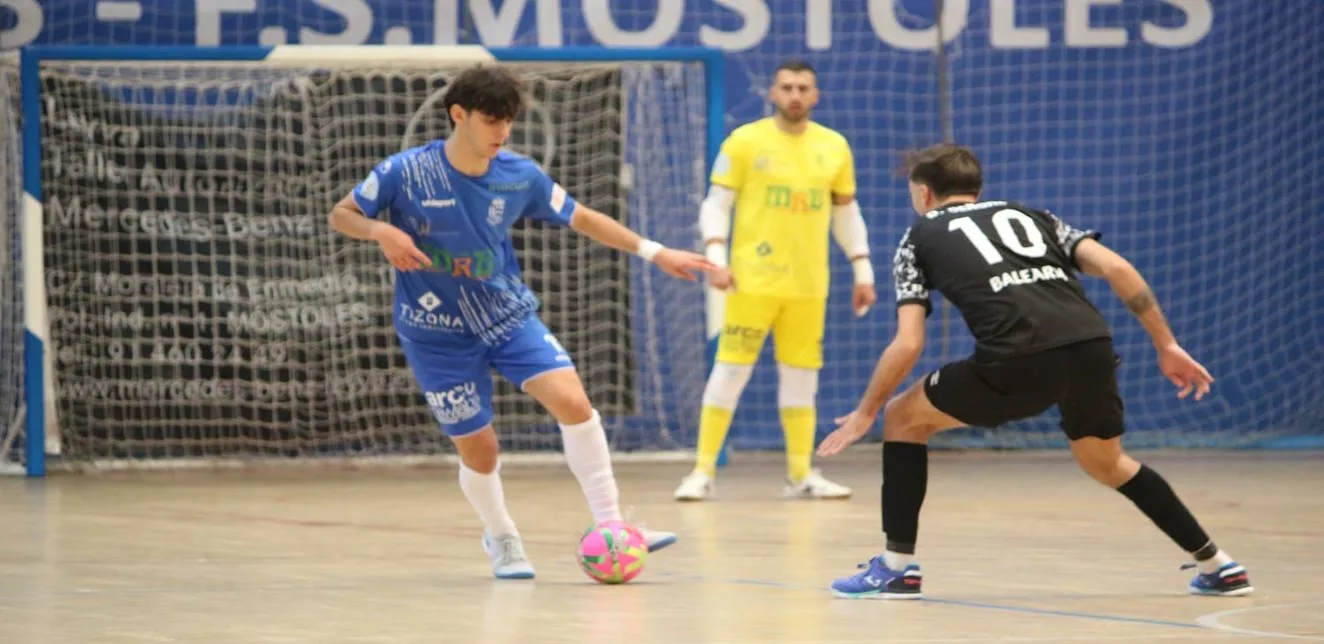 El MRB-FS Móstoles remonta con autoridad y firma un pleno de victorias ante un combativo UA Ceutí
