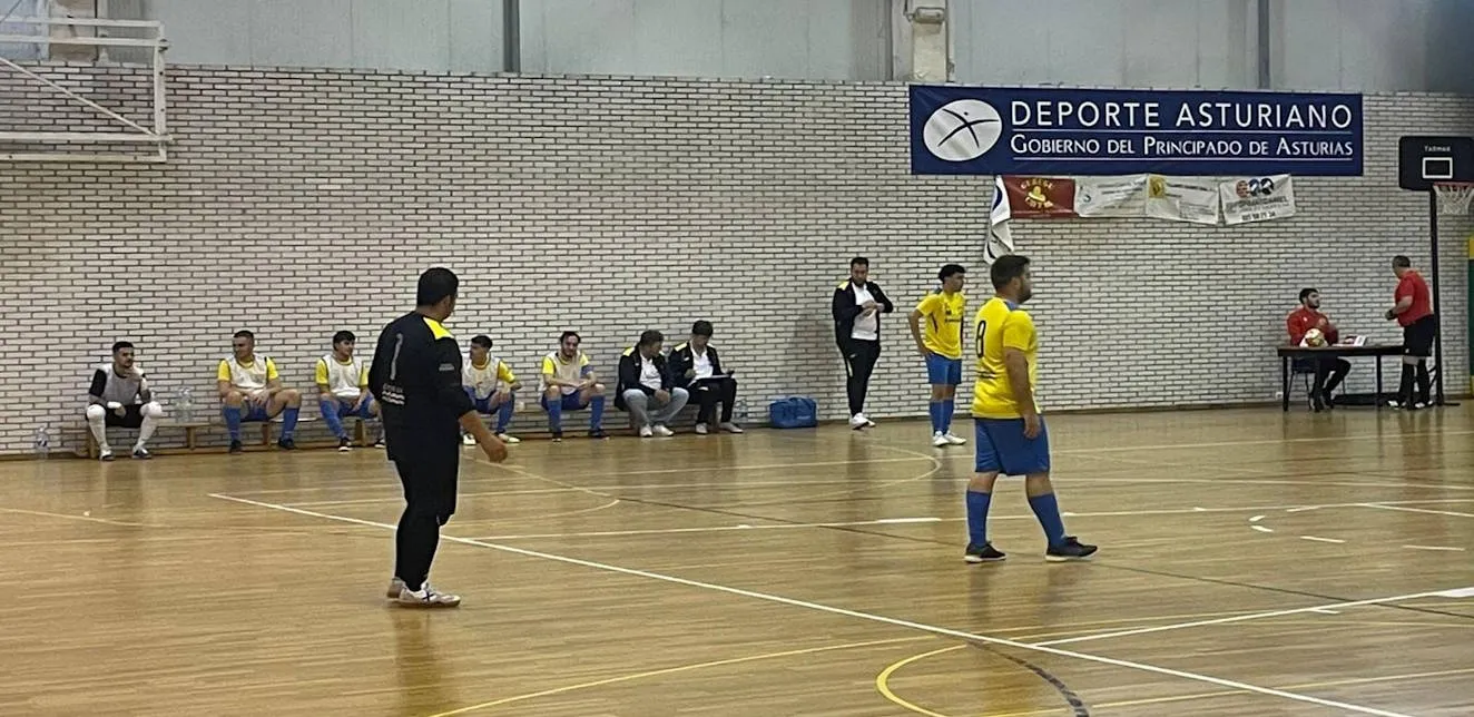 Club Hispano FS frena la racha de La Arena FS con una victoria incontestable (1-5)