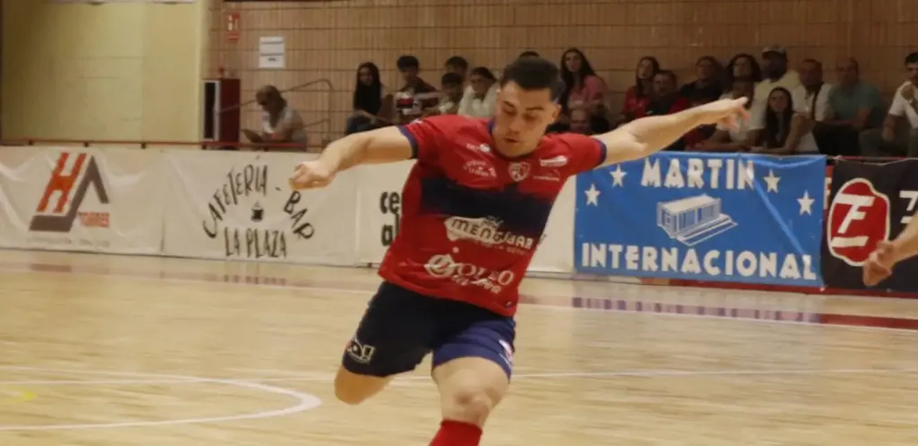 El Ejido Futsal impone su superior categoría en Mengíbar y apaga el sueño copero