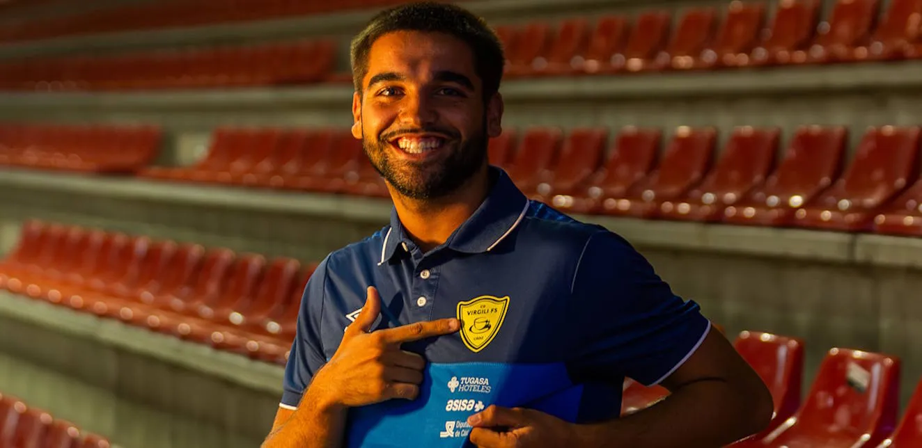 Raúl Álvarez, tercer fichaje del CD Virgili Cádiz para la temporada 2025-2026