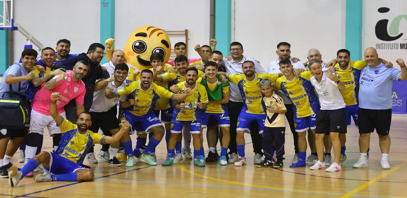 C.D. Virgili Cádiz firma una noche histórica y avanza en la Copa del Rey FS