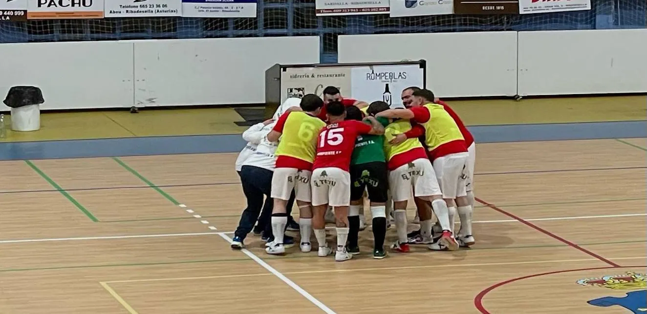 El Rompiente F.S. arrasa en su debut y se coloca líder: diez goles para abrir la Primera AsturFutSal