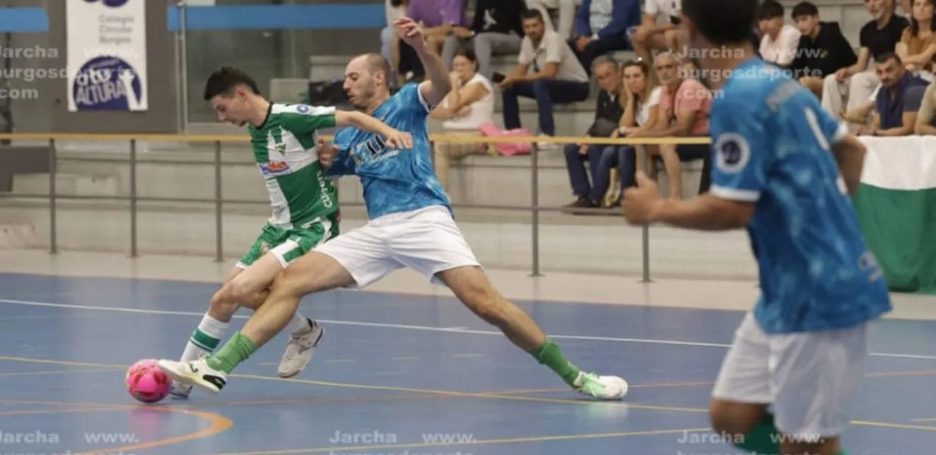 El FS Vicente & Matanza Cuéllar pierde dos puntos en Cistierna en un partido muy duro e intenso