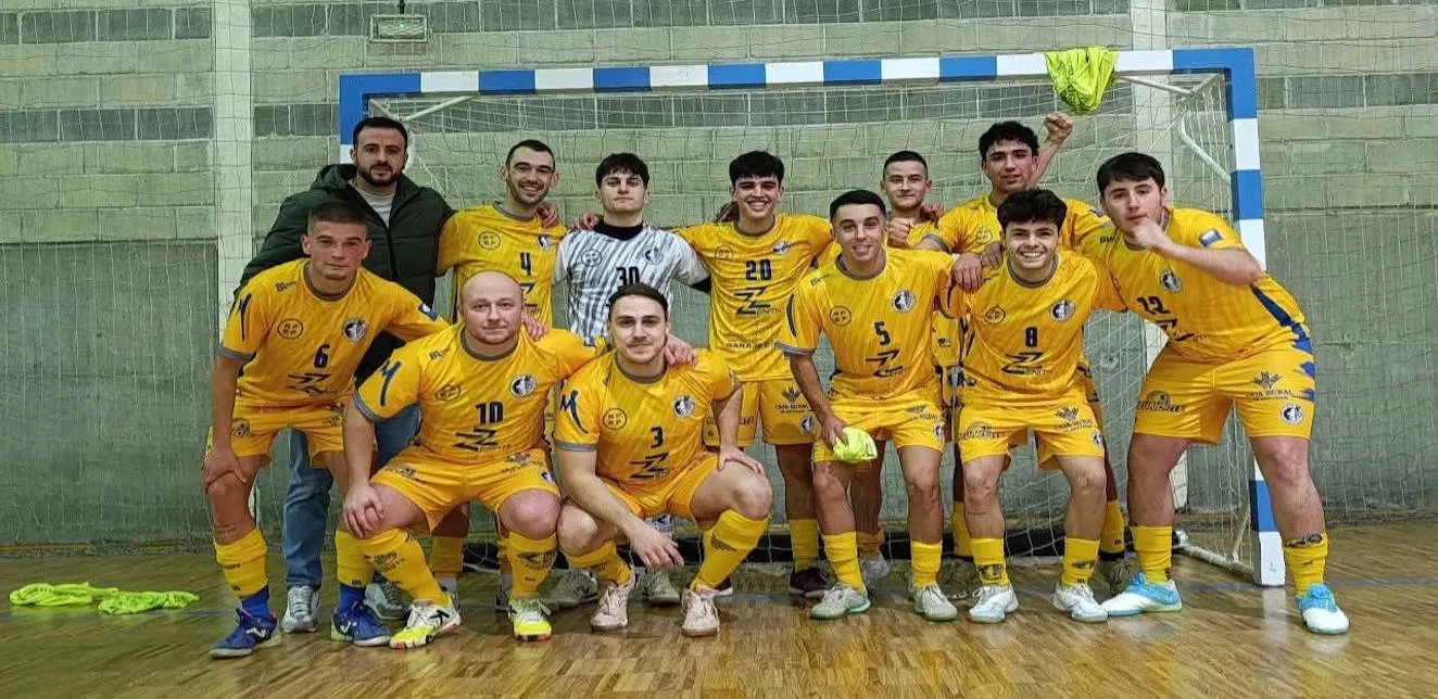 El Lugones Rangers aprovecha los errores del Arenas y se lleva un triunfo de alto voltaje