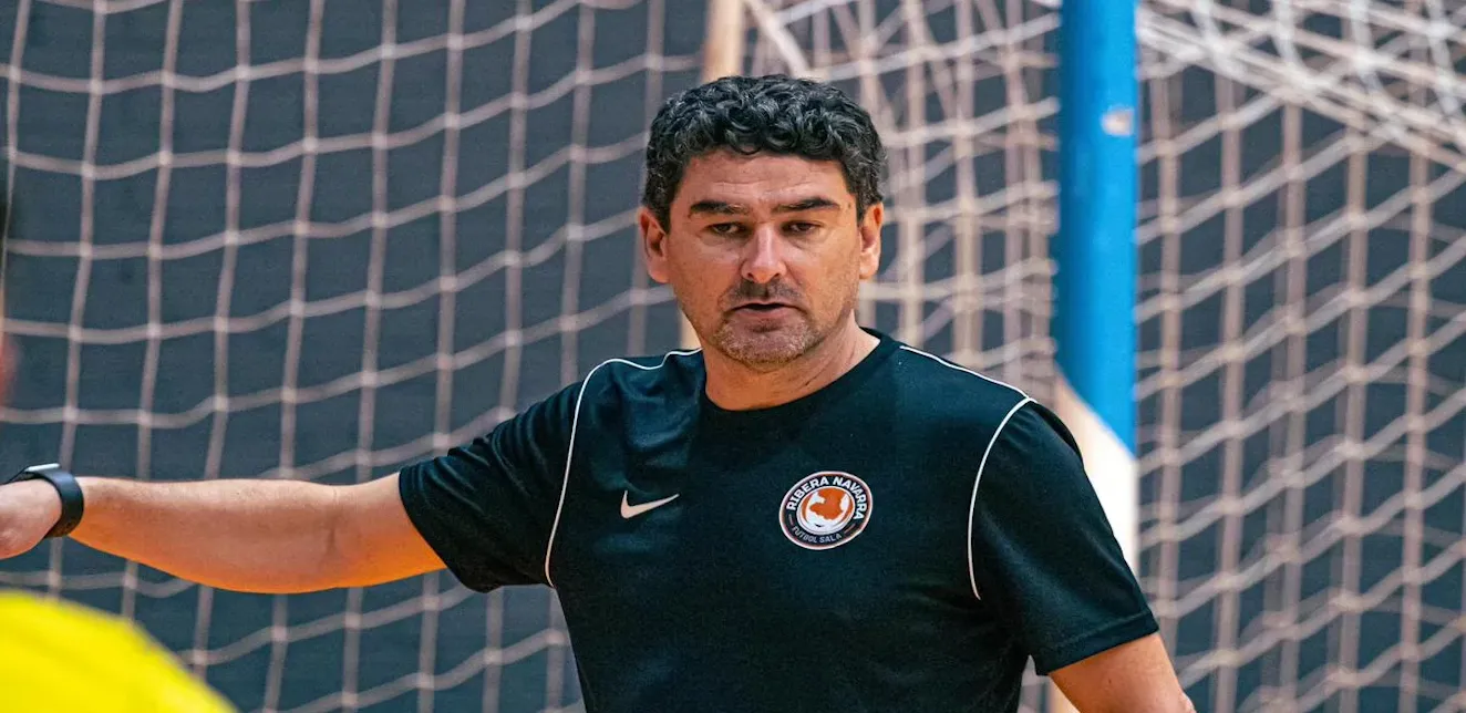 Daniel Ibañes deja el banquillo del Ribera Navarra F.S. de mutuo acuerdo