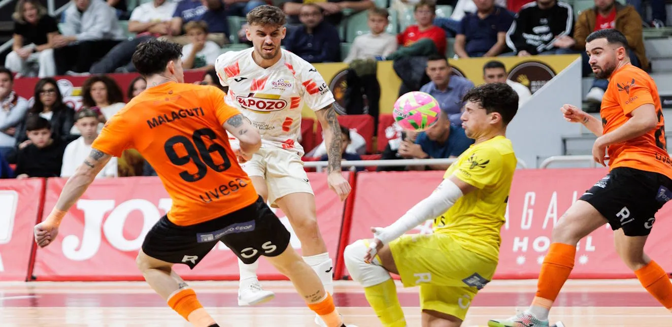 ElPozo Murcia se impone con oficio y frena al Ribera Navarra (3-1)