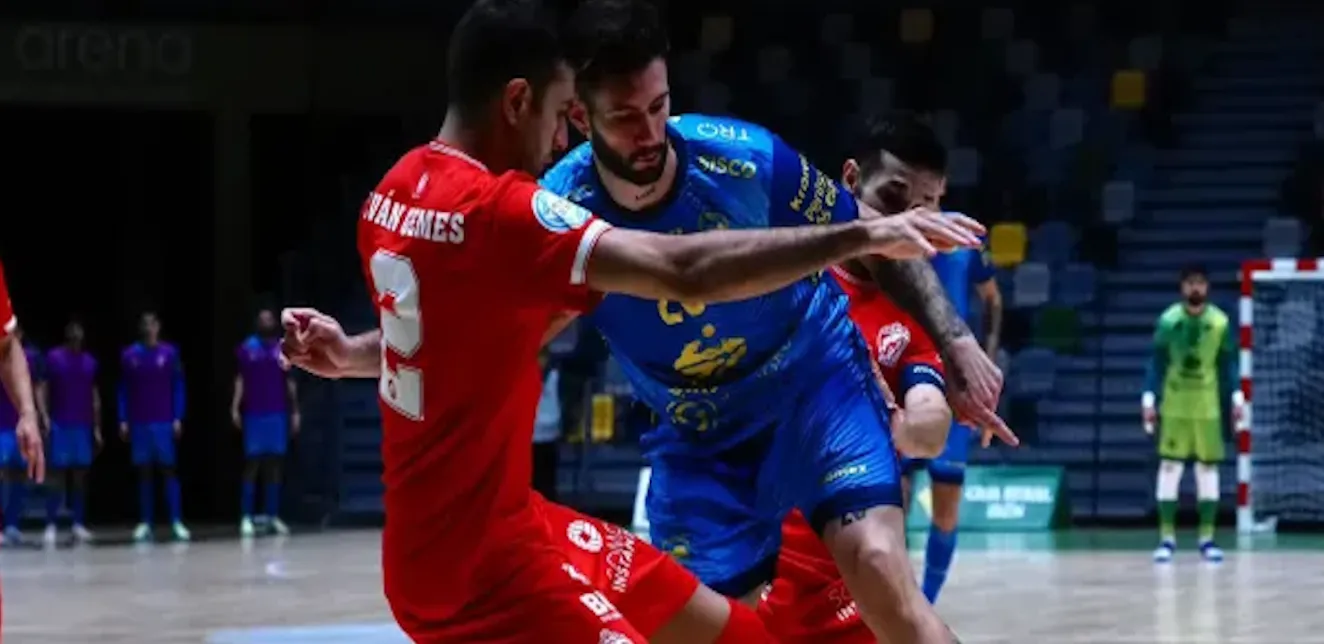 El Servigroup Peñíscola impone su pegada y elimina al Avanza Jaén FS