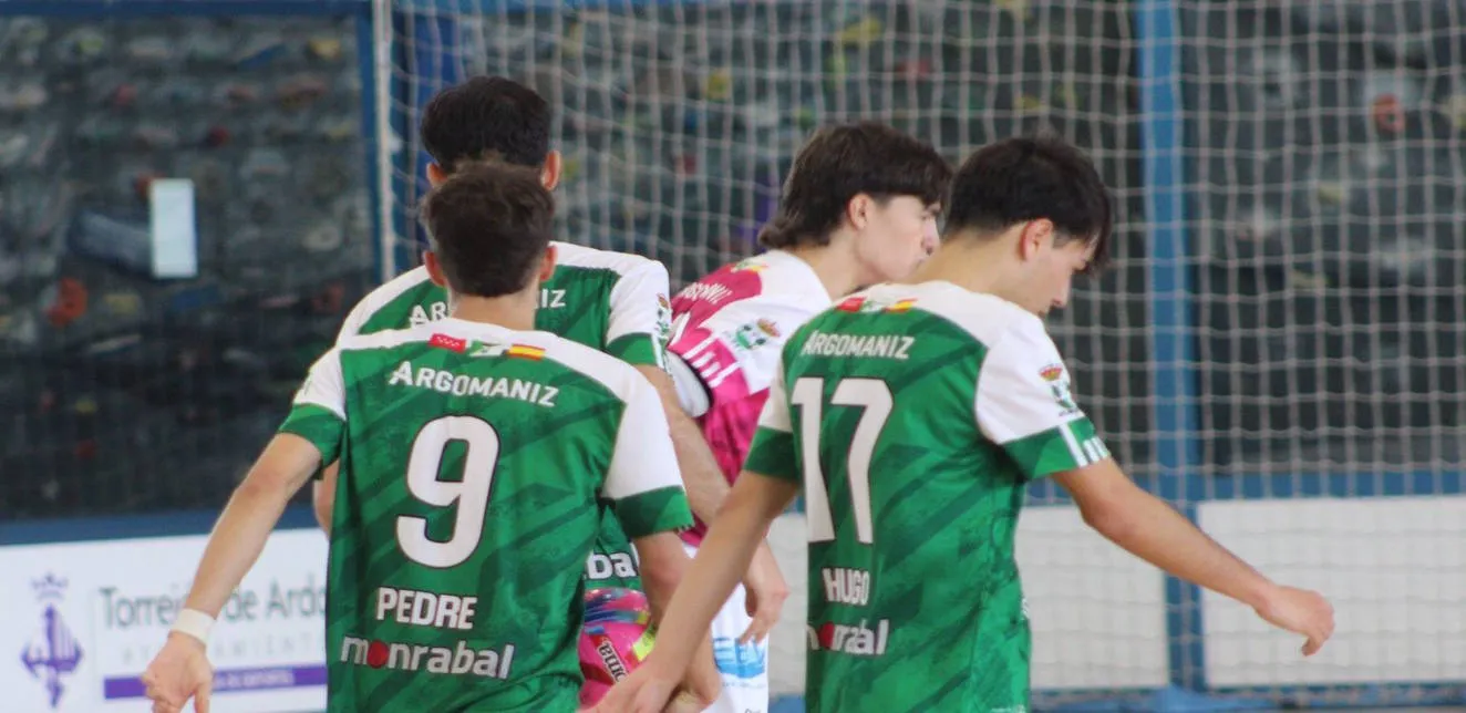El Soliss Bargas impone su pegada en El Álamo y firma su tercera victoria seguida