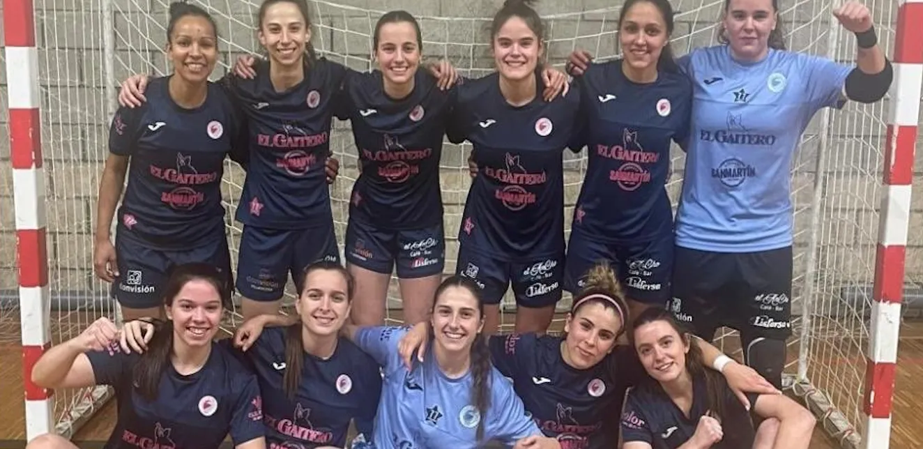 Ángela Batista, con un triplete, guía al Rodiles en la goleada al Meigas