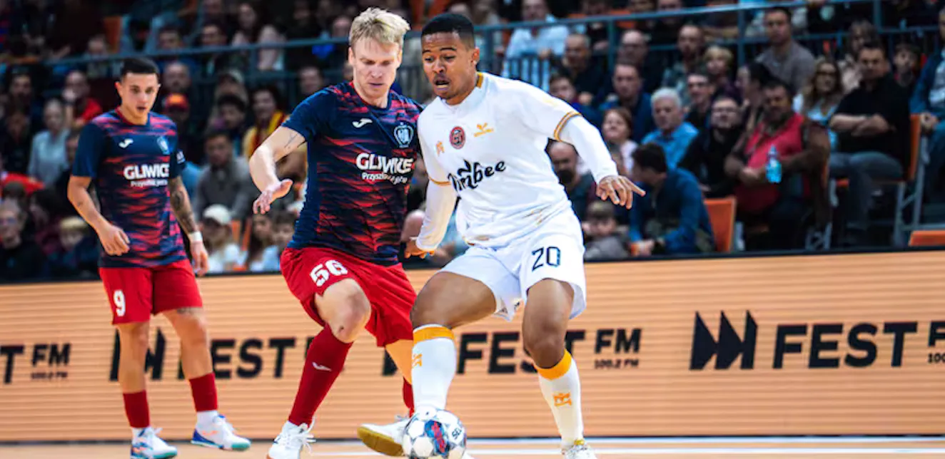 Jimbee Cartagena firma una fase impecable y se asegura el liderato europeo