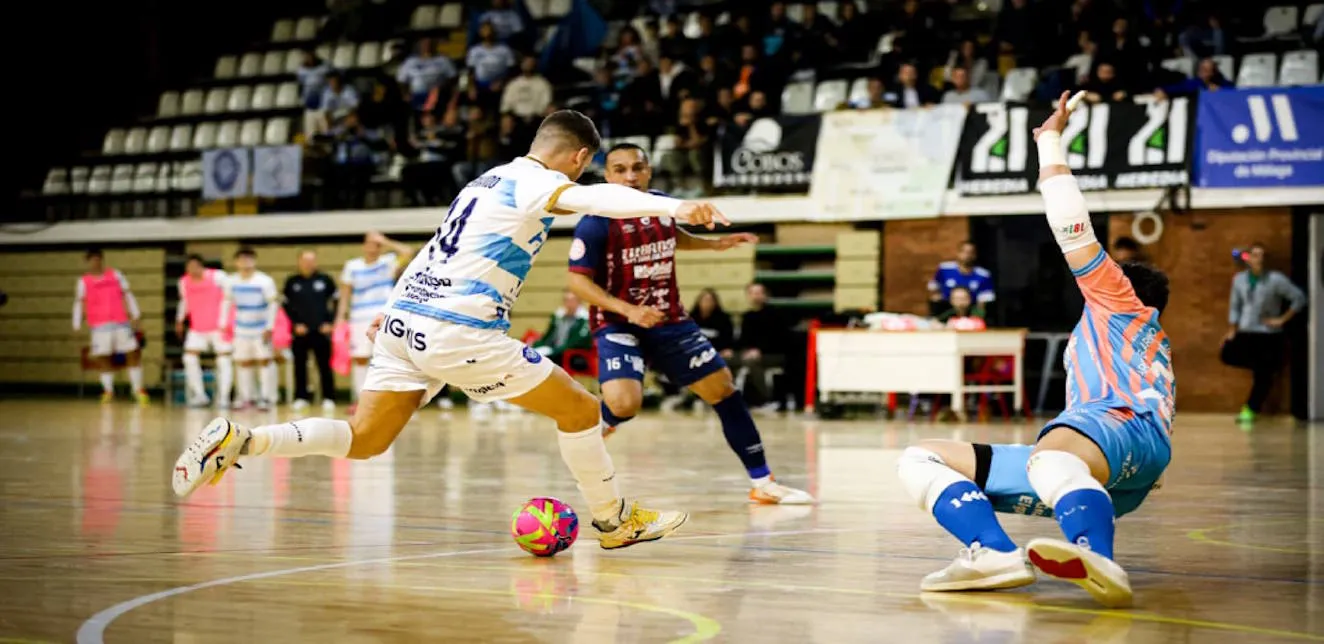 La pegada de un primera despierta del sueño al Heredia 21 Málaga Ciudad Redonda FS en un final cruel