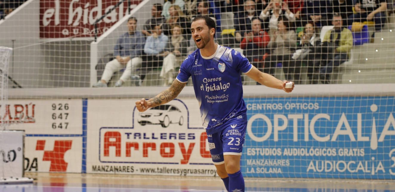 El Manzanares Arena impulsa al Quesos El Hidalgo hacia la Copa en un duelo de alto voltaje