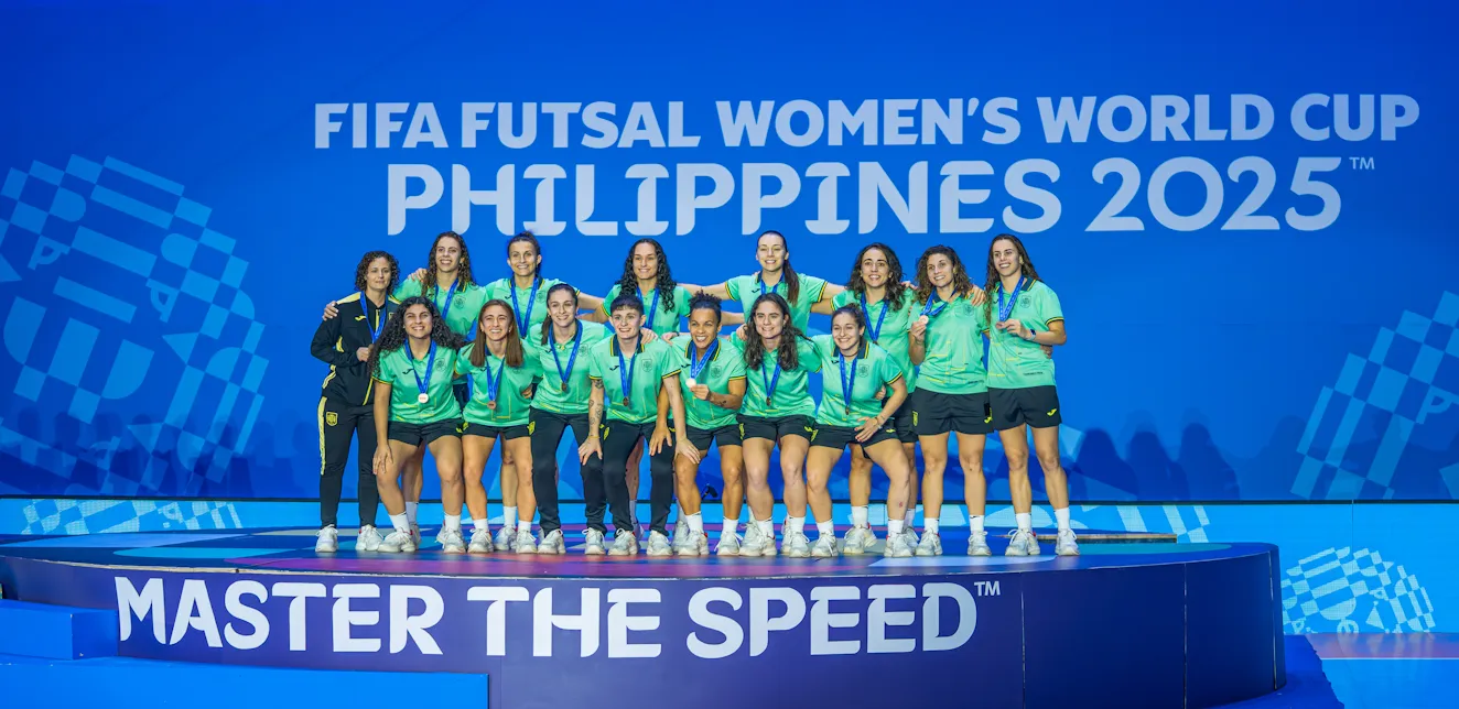 España se cuelga un bronce de orgullo y oficio ante una combativa Argentina