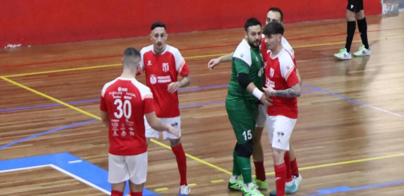 El Herogra Albolote coge velocidad de crucero y golea a la UD Coineña en su feudo (1-6)