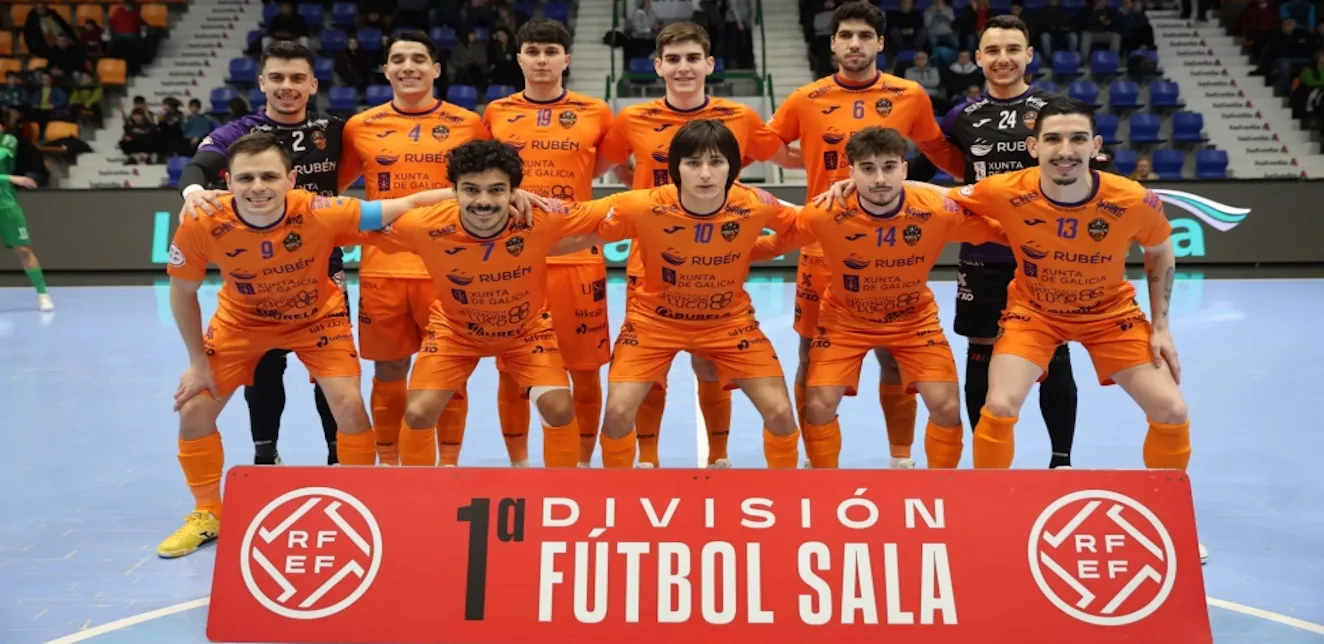 El Burela F.S. compite en Pamplona, pero regresa sin premio