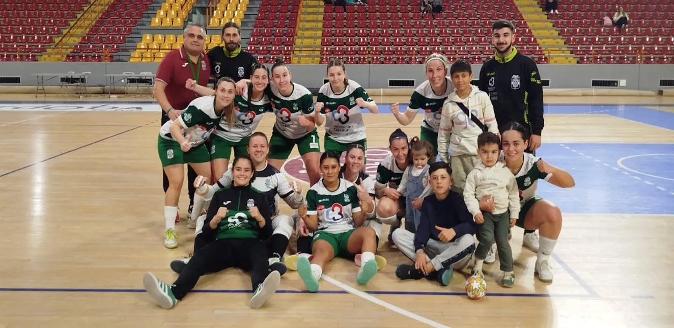 El Deportivo Córdoba se mantiene segundo tras golear al Algeciras (9-0)