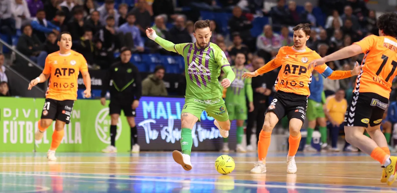 El Illes Balears Palma Futsal sigue invicto en Son Moix tras un ajustado triunfo (3-2)