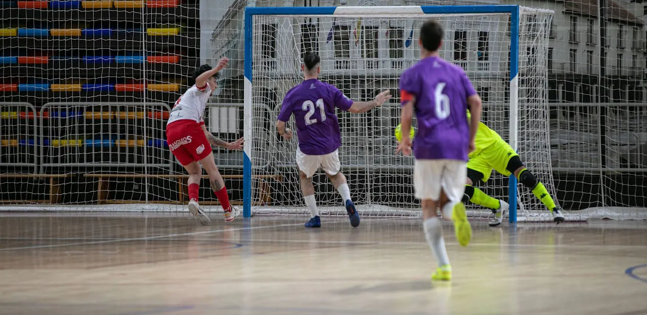 El Albacete FS vence en Guadalajara y consigue su tercera victoria consecutiva (1-4)