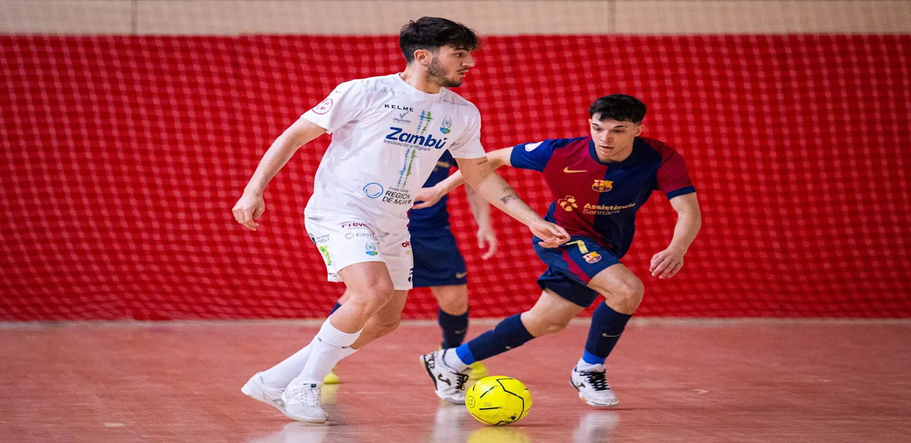 Zambú CFS Pinatar se estrella contra un muro en su visita a Can Barça