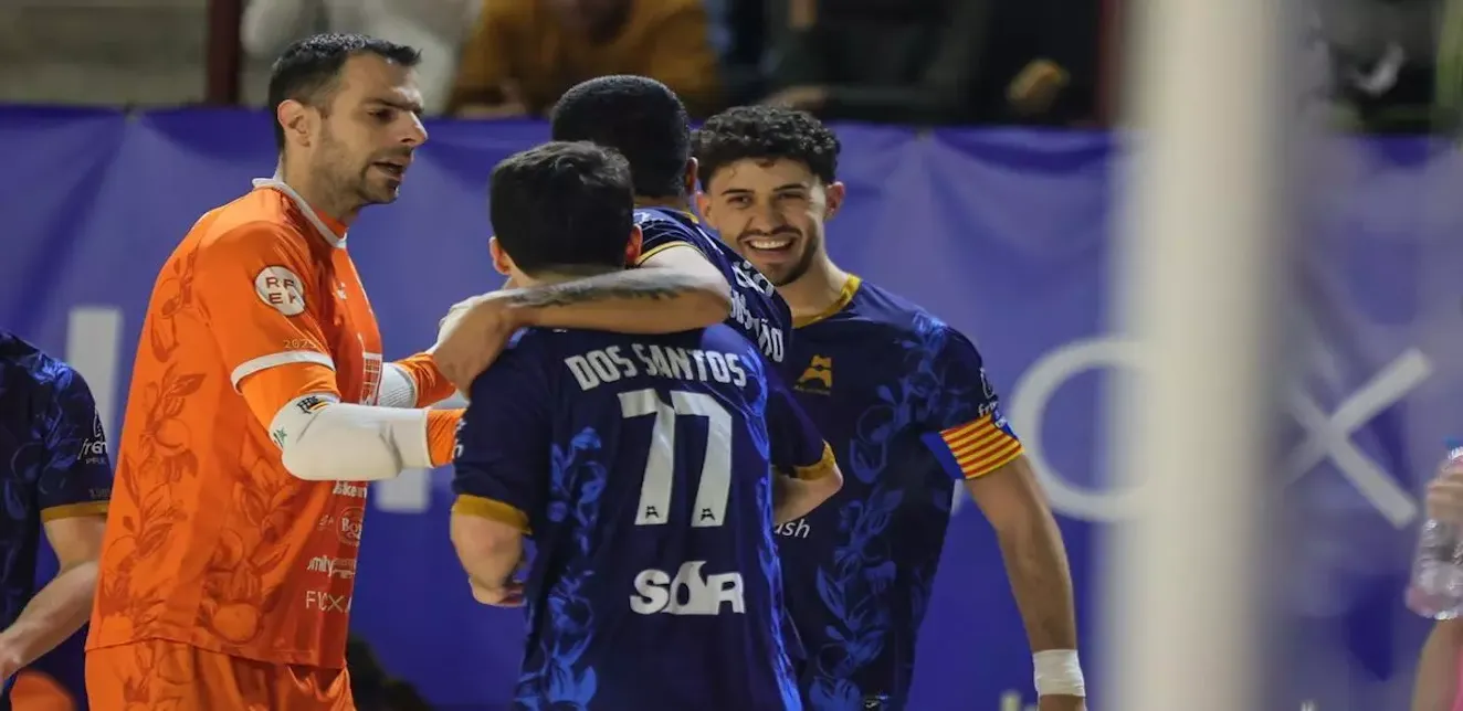 El Family Cash Alzira FS, líder tras vencer al Unión África Ceutí (4-0)