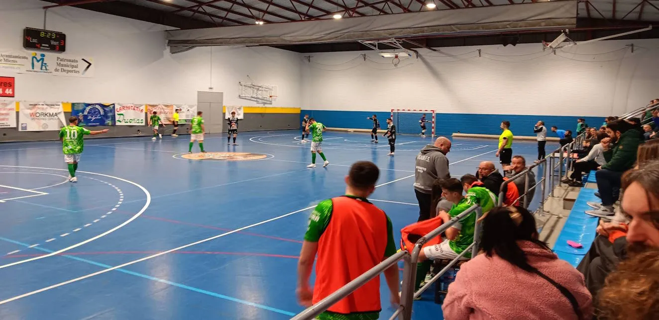 El Racing de Mieres roza la remontada, pero cae ante el Deporcyl Guardo FS
