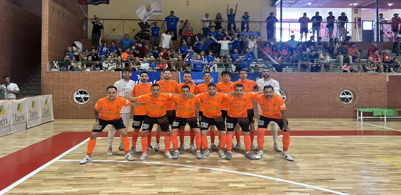 El MRB - Móstoles da un gran paso hacía la final por el Ascenso