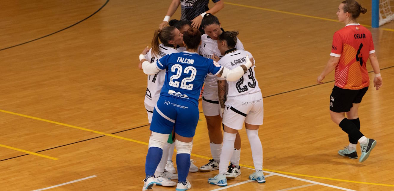 AD Ceuta arrasa a L'Hospitalet y jugará la final por el ascenso ante Almagro
