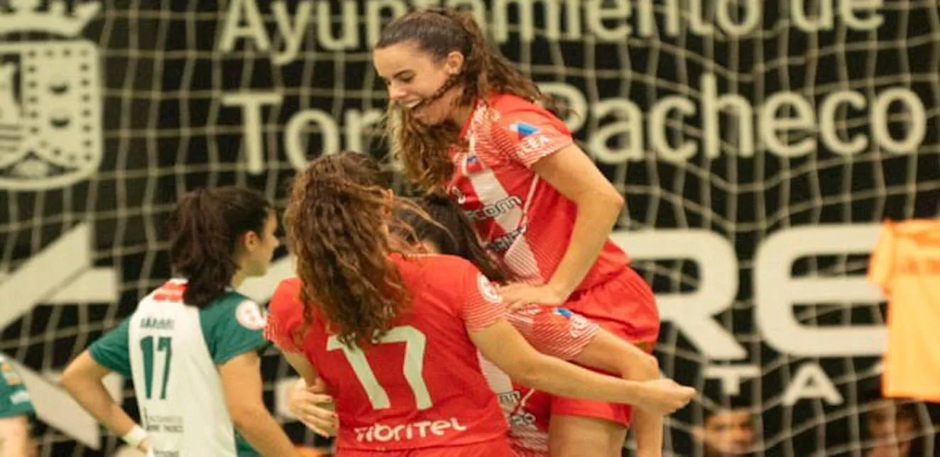 Marian lidera al Futsi Atlético Navalcarnero y fuerza el tercer partido