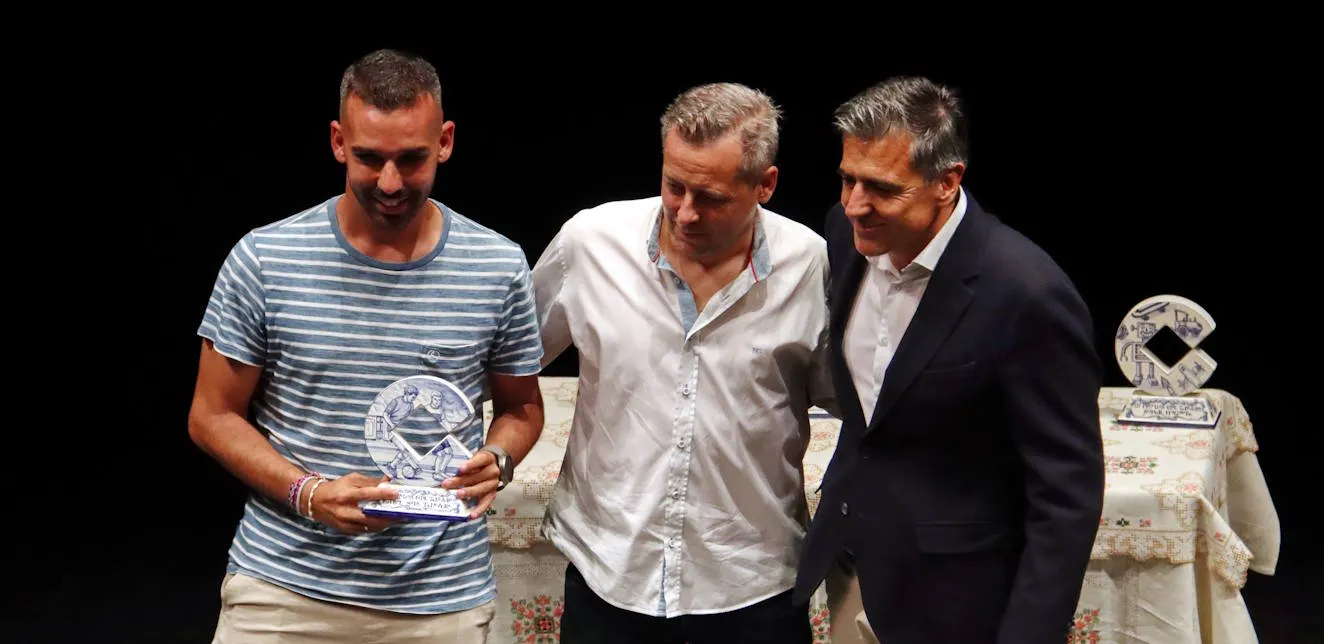 El Fútbol Sala Talavera fue premiado por la COPE en una gala celebrada en el Teatro Victoria