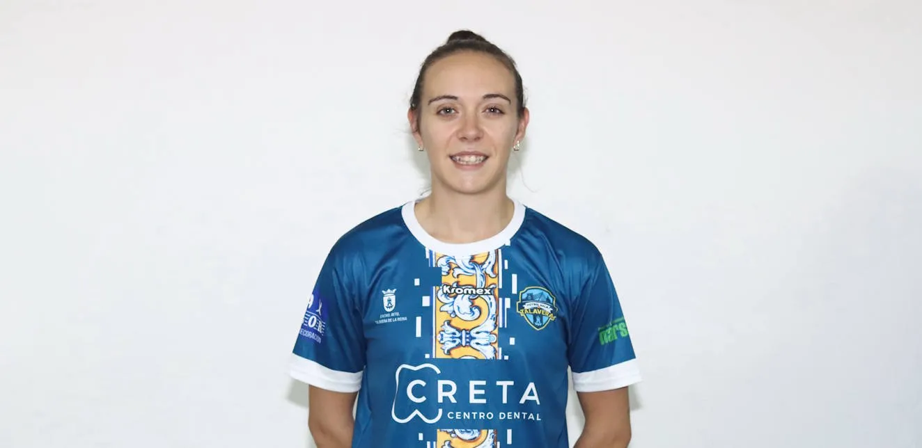 Alba Flores seguirá poniendo su calidad al servicio del Centro Dental Creta FS Talavera