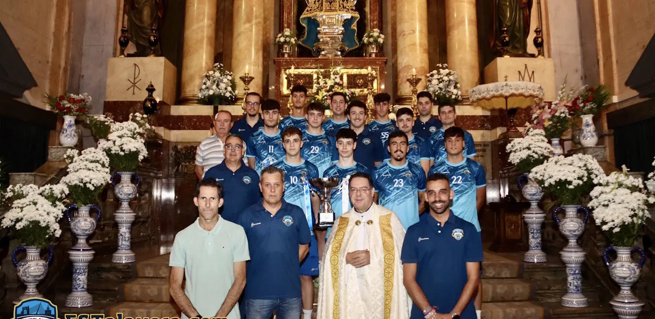 El Aurge Energía FS Talavera se encomienda a la Virgen del Prado antes de arrancar la liga