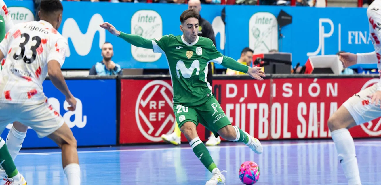 Un agónico tanto de Chaguinha rescata al Inter en un Clásico de locura