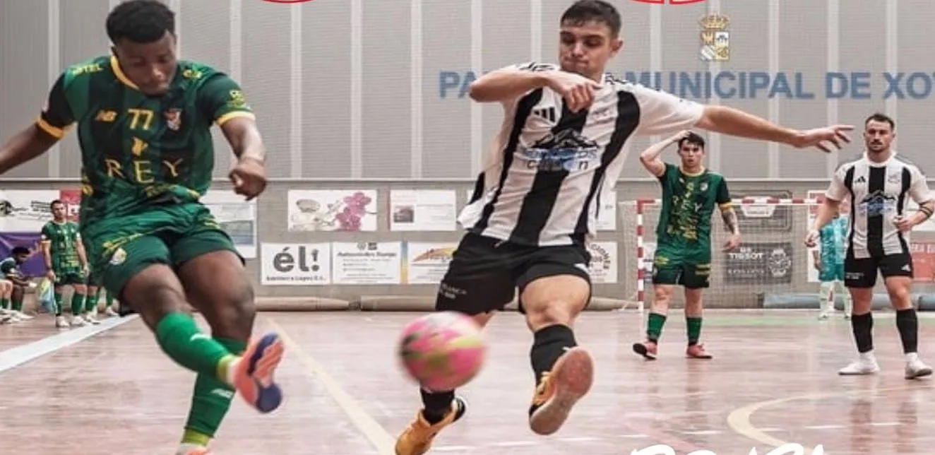 El Deportivo Laviana sufre un severo correctivo en su visita al River Zamora y se hunde en la tabla