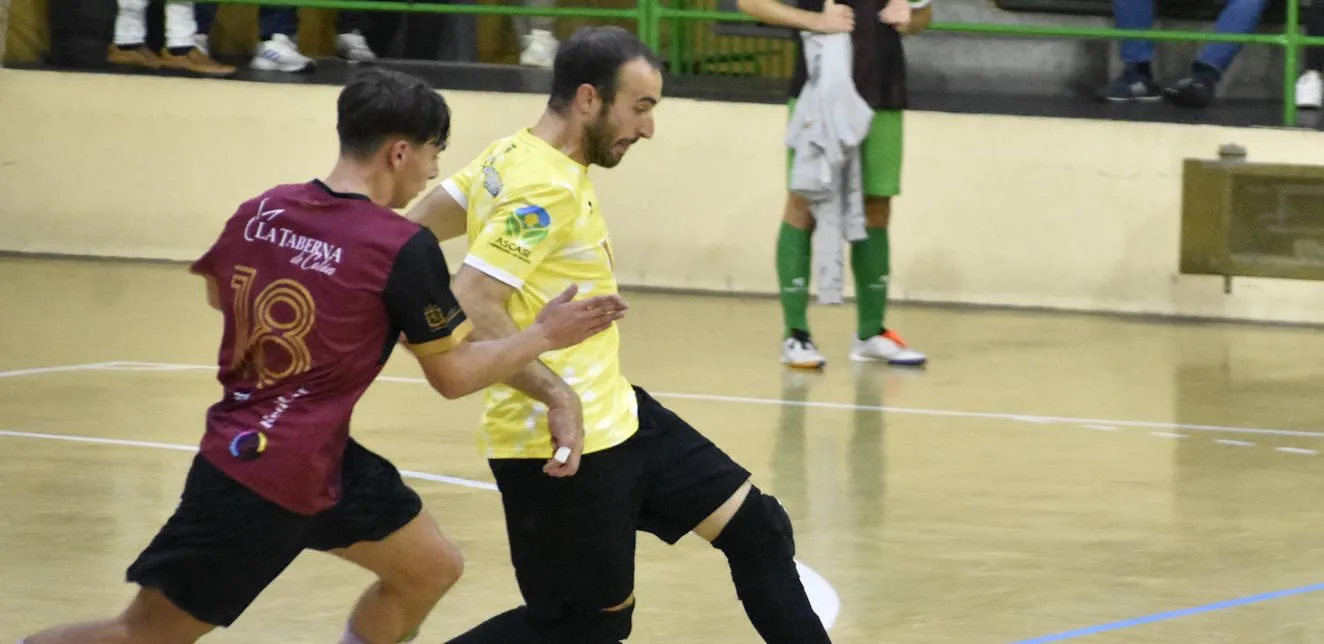 El FS Vicente & Matanza Cuéllar cierra la primera vuelta recibiendo en Santa Clara la visita del Trepalio León Sala