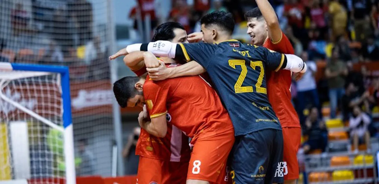 Jimbee Cartagena inicia la defensa de su trono ante un Servigroup Peñíscola urgido de gloria