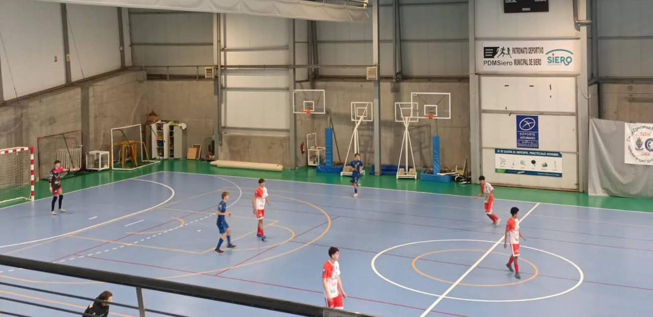 Doble derbi de alta tensión con objetivos opuestos en la División de Honor Juvenil