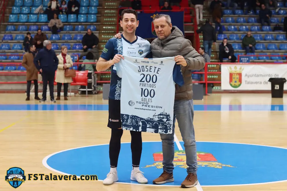 Josete y Jesús Jiménez se convierten en leyendas centenarias con el Fútbol Sala Talavera