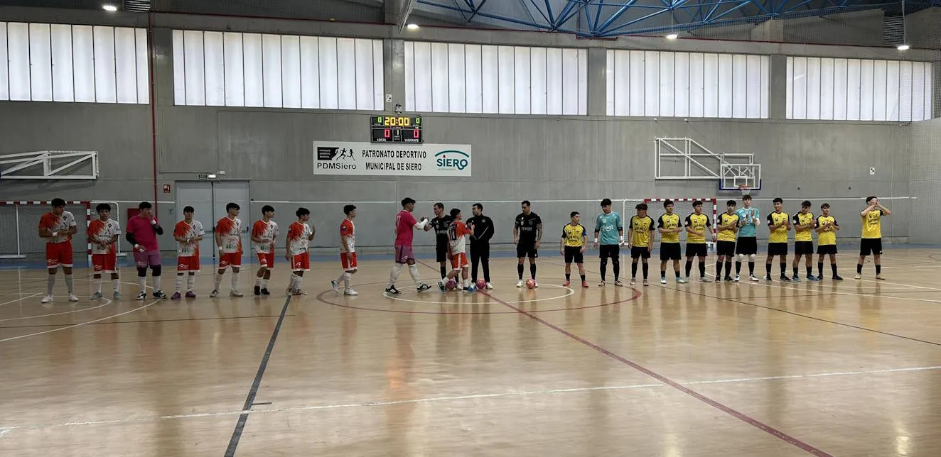 El E.F.S. de Siero impone su pegada ante un valiente Gijón Playas