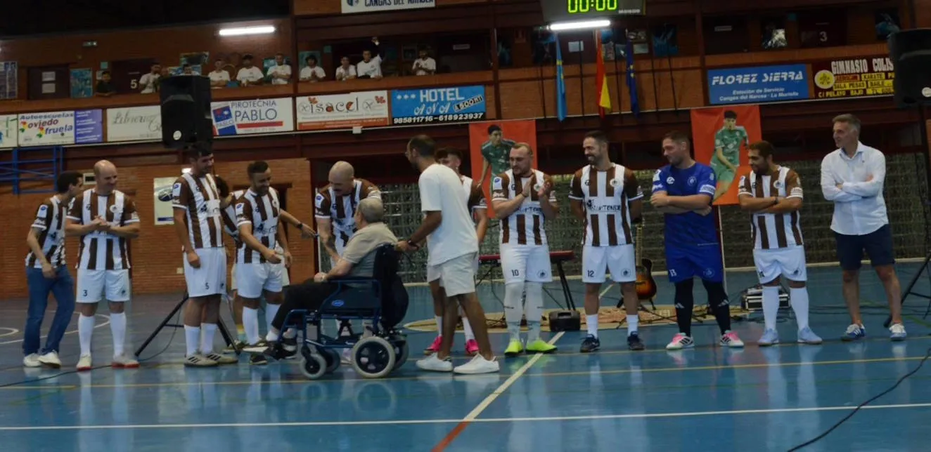 Narcea disfrutara del partido de la jornada: Pichuchos y La Arena paralizan la Segunda AsturFutSal