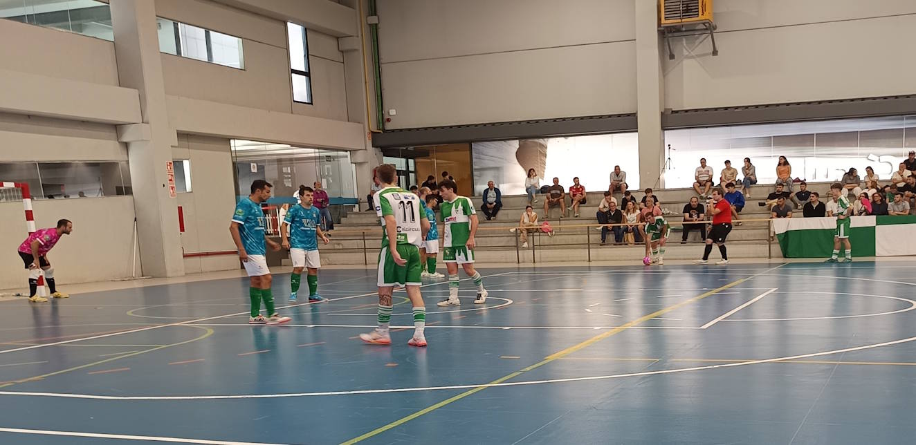 El FS Vicente & Matanza Cuéllar regresa a la competición recibiendo al CD La Bañeza en Santa Clara.