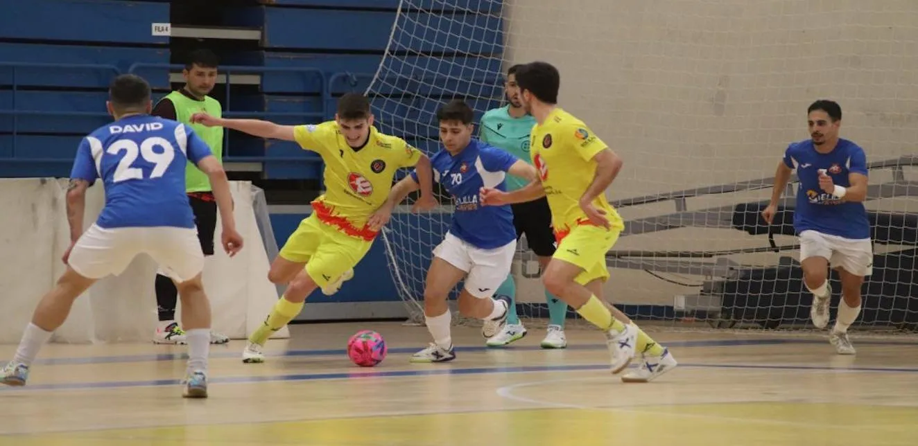 Locura final en el Javier Imbroda: El Entrerríos rescata un punto de infarto ante el Melistar (3-3)
