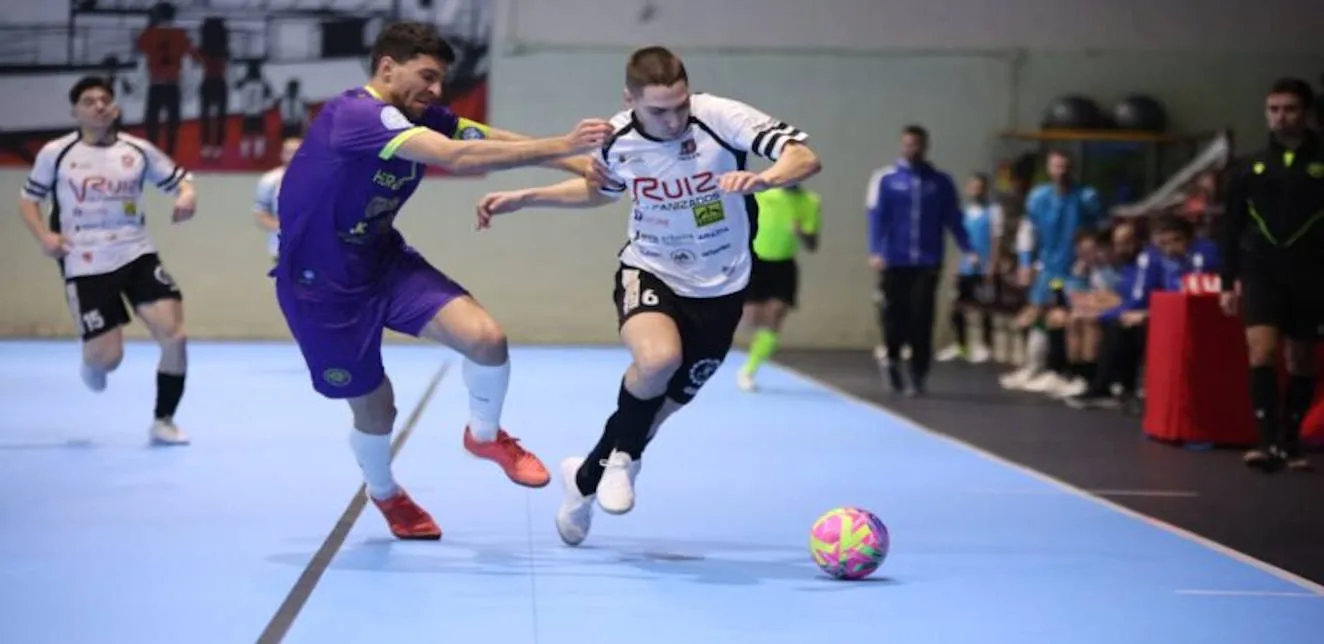 Excesivo castigo para un combativo Tafa ante la efectividad letal del Málaga (0-6)