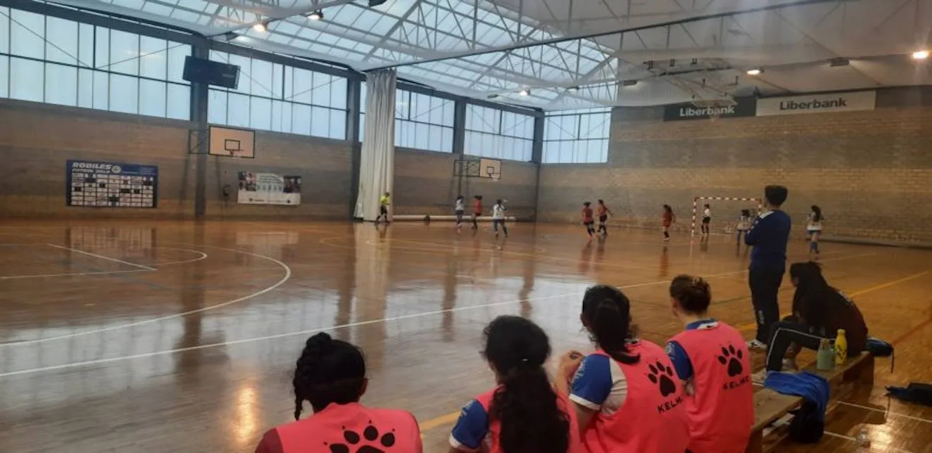 El Gaitero Rodiles F.S.F. acaricia el Playoff ante un filial orensano con el agua al cuello